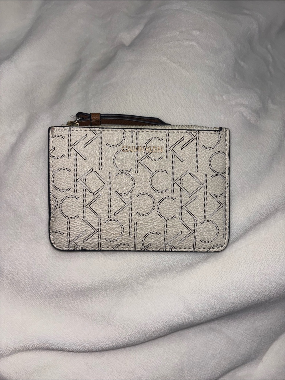 Calvin Klein White Monogram Zip Card Case with Tan Pull